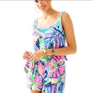 Iilly Pulitzer rina romper size medium like new